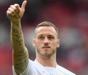 星空体育app下载-海港教学赛延续多点开花 新星绝杀可解阿瑙依赖症