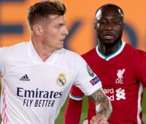 星空娱乐-克罗斯揭秘胜红军要诀：利用中卫漏洞，打对手身后